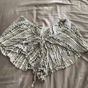 Elan Women’s Tie Wrap Pattern Shorts
